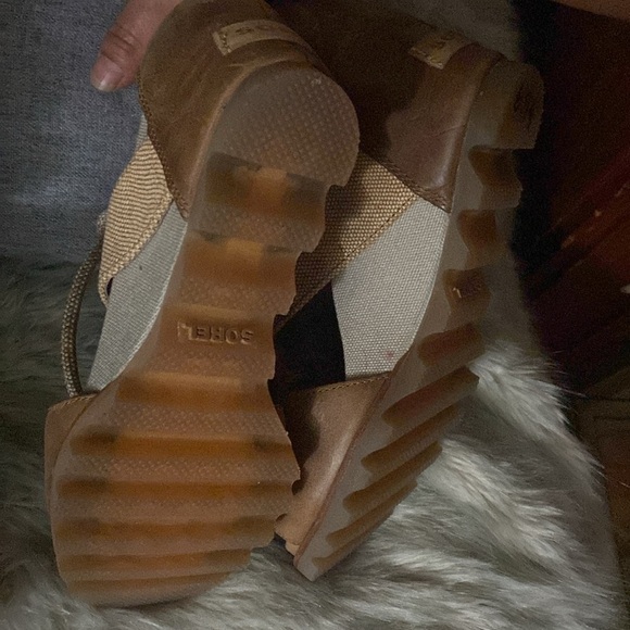 Sorel Joanie Sandals Womens 8.5 Tan Leather Lace Up Gladiator Peep Toe RARE!!! - Picture 4 of 9